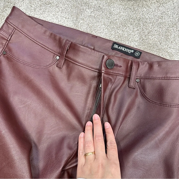 SOLD | Blank NYC Vegan Soft Leather Pants Mid-Rise Skinny Fit in Oxblood Size 30 - Picture 9 of 15